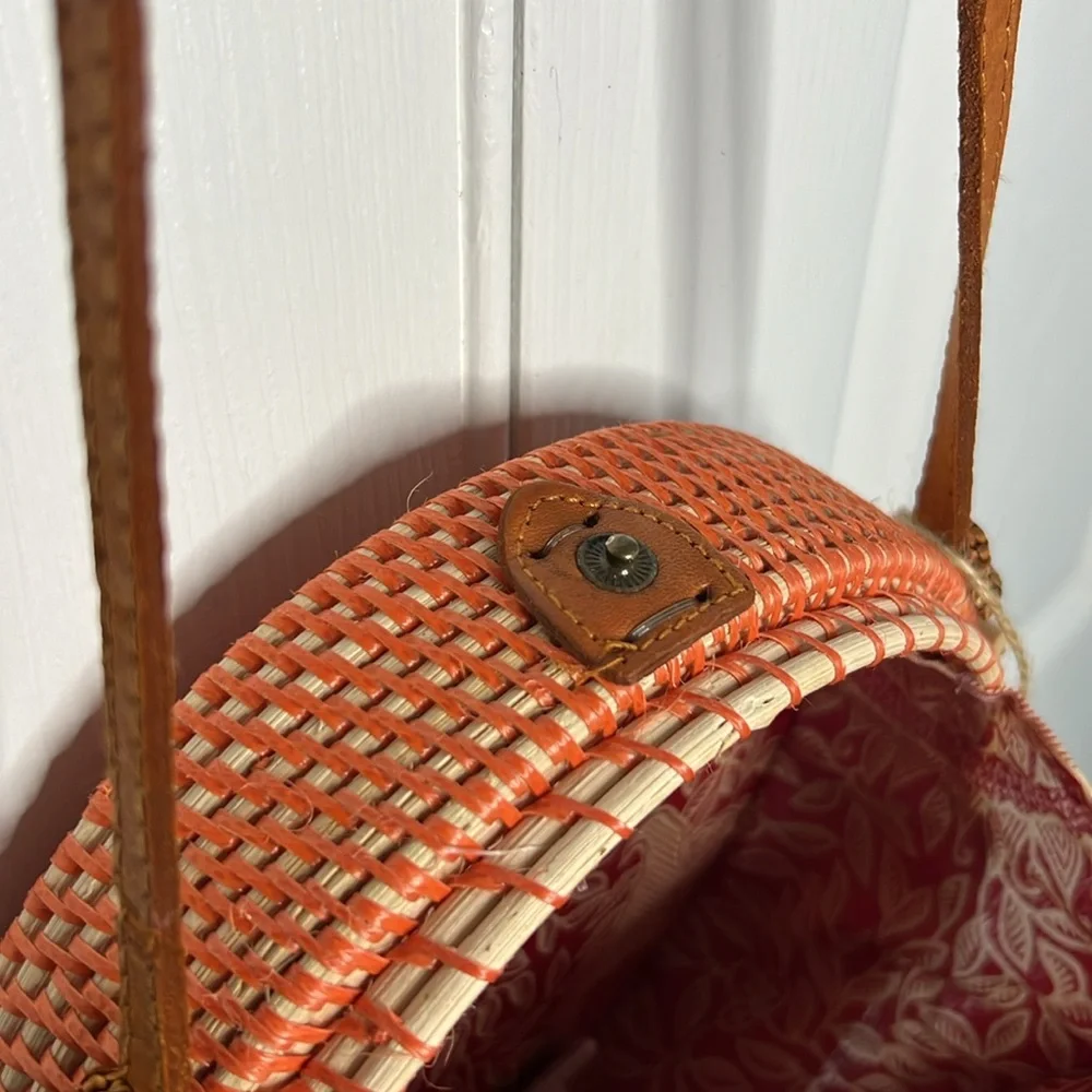 Rattan Circle Crossbody Bag Round Hand Woven Orange Lined Purse - Picture 7 of 8